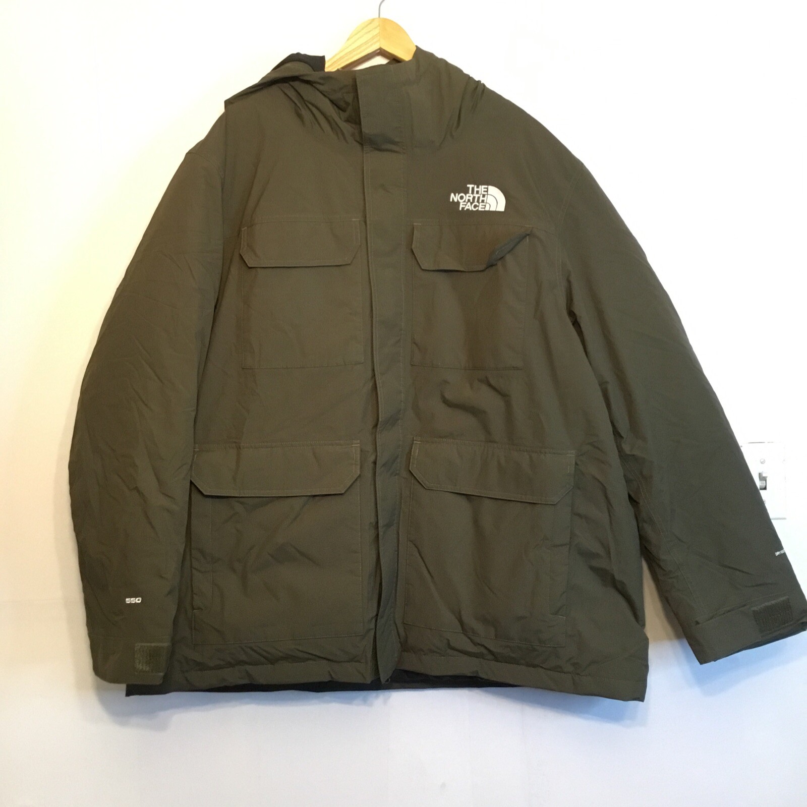 olive green north face parka