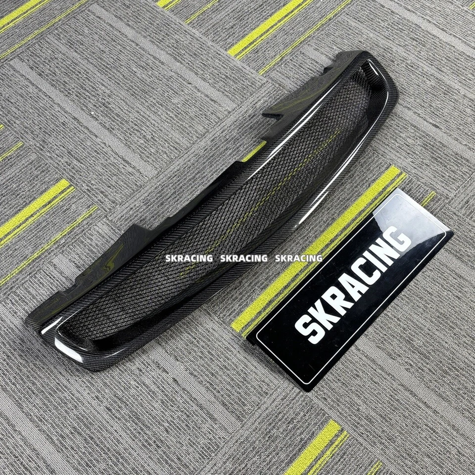 Parachoques delantero parrilla central de fibra de carbono para Infiniti G35 350GT 2005-2006 sedán Foto 4 de 4