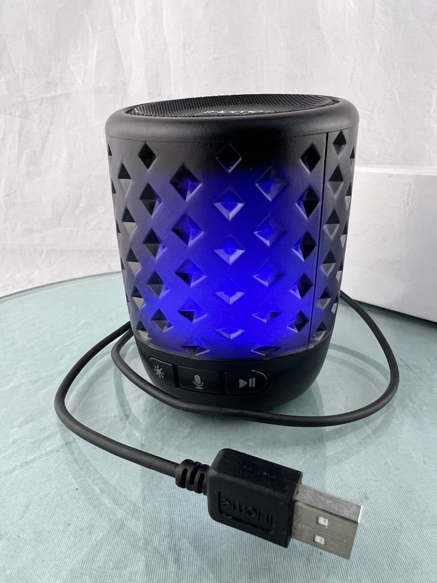 iHome Wireless Bluetooth Speaker iBT81 w charge cord preowned