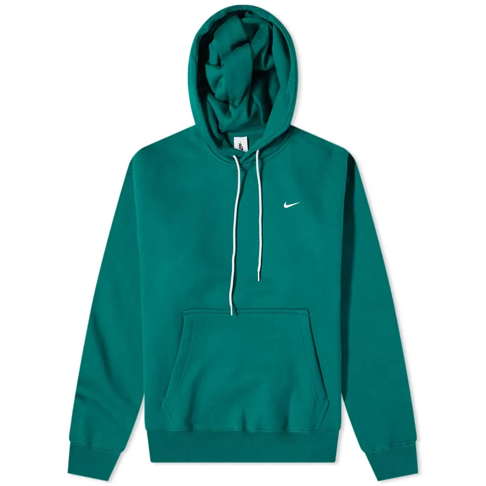 Pine green store nike hoodie