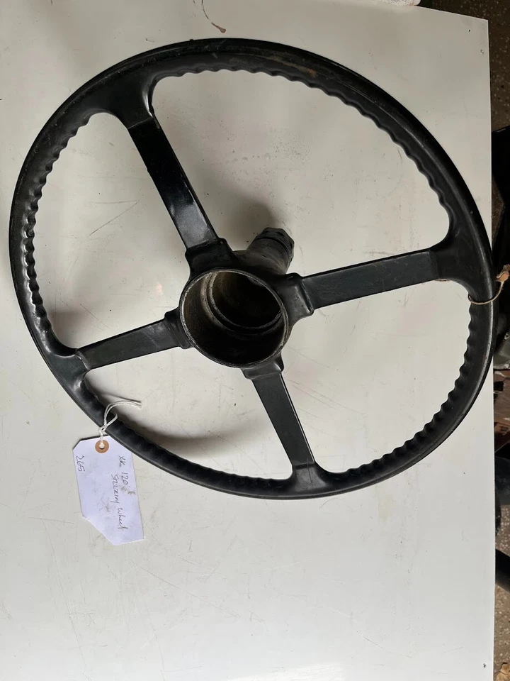 Volante original Jaguar XK 120 XK120 4 radios 17 pulgadas Foto 2 de 2