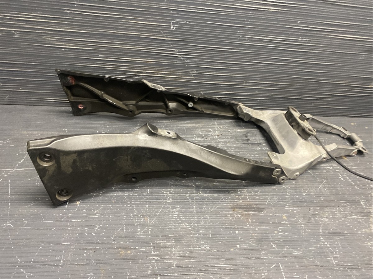さぶろー 2012 Kawasaki Ninja ZX10R rear sub frame, back subframe