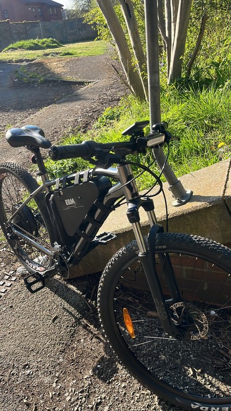 scott aspect 52v 2000w good condition in sliver
