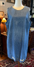 Vintage Denim Jumper Dress Embroidered Daisies Sleeveless Shift 90's XL A M I