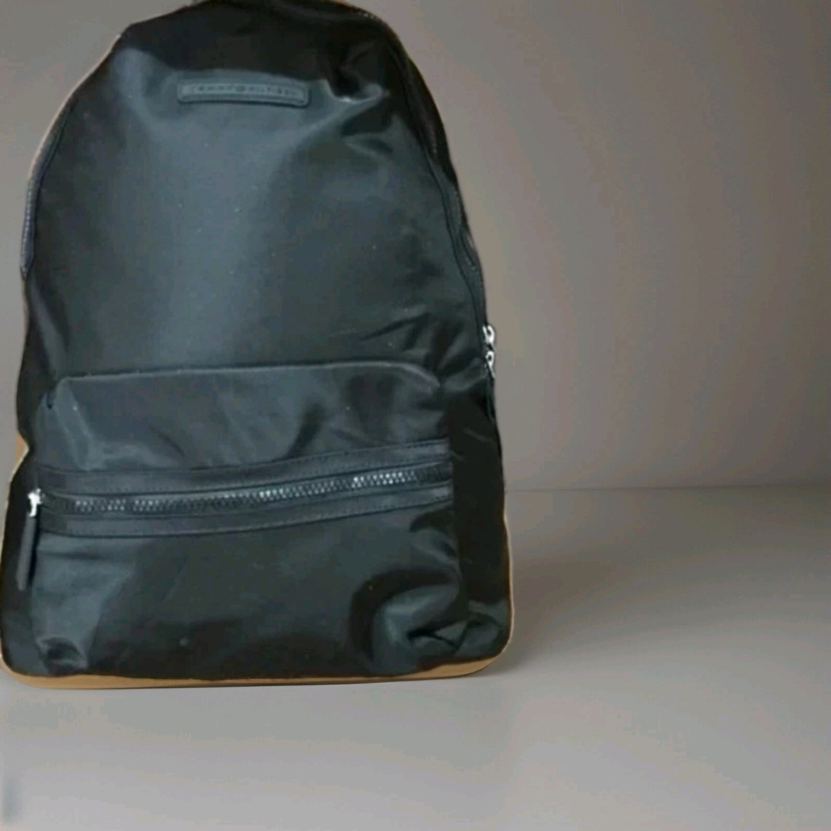 Tommy Hilfiger black backpack neoprene style preppy college  display picture 3