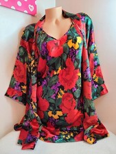 VTG Victoria's Secret Floral Satin Chemise  Robe Set Size M Roses