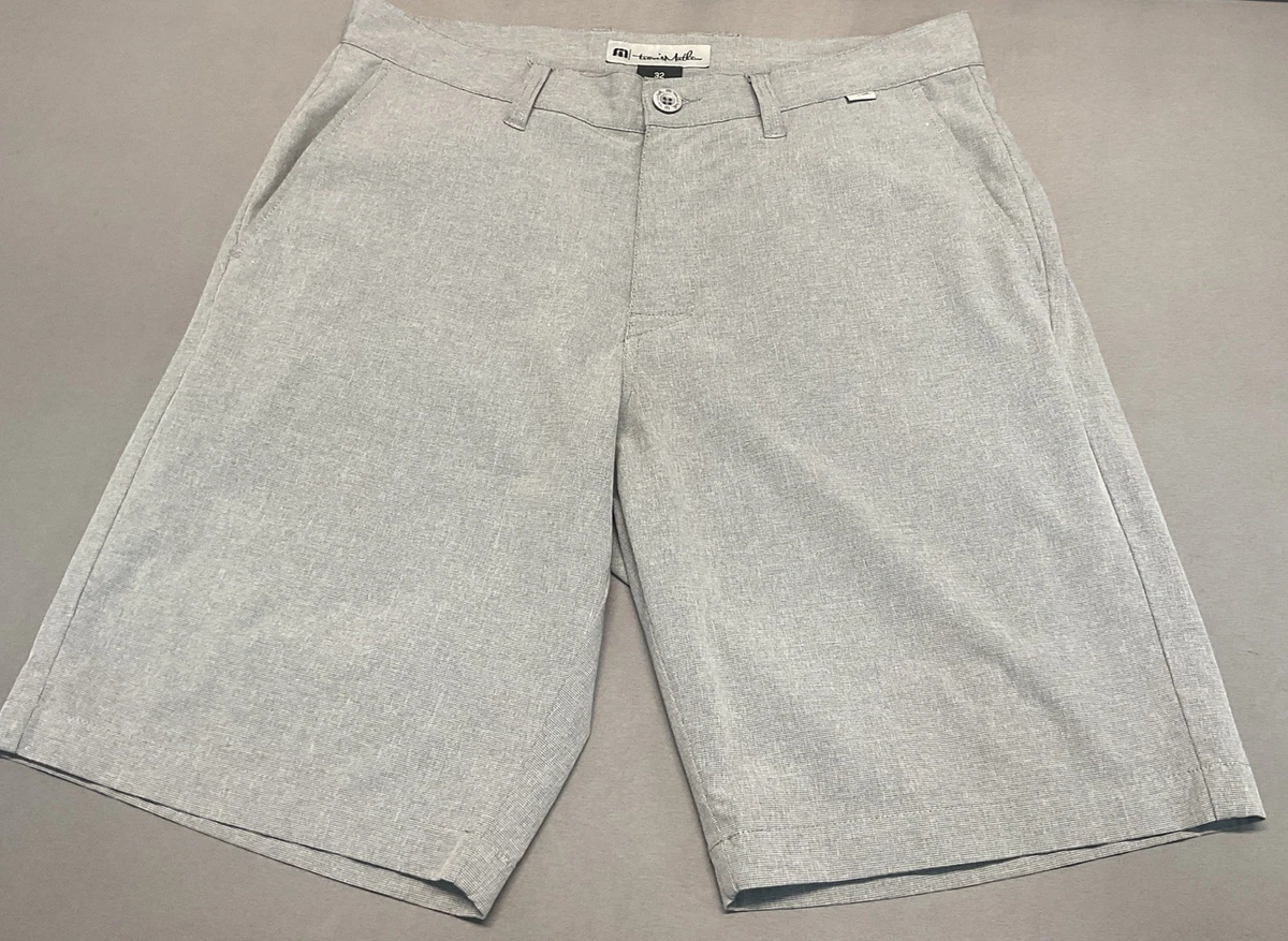 Short De Sport Travis Mathew Pour Homme, Gris, Coupe Légère Et Décontractée, Parfait Pour La Détente Ou Une Activité Tranquille, Idéal Pour Les Journées Tropicales