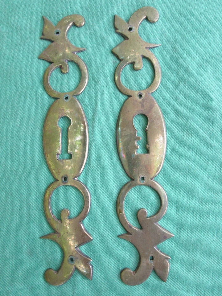 2 entrées serrure laiton ouvragée porte meuble armoire ancienne hauteur 17 cm - Photo 2/3