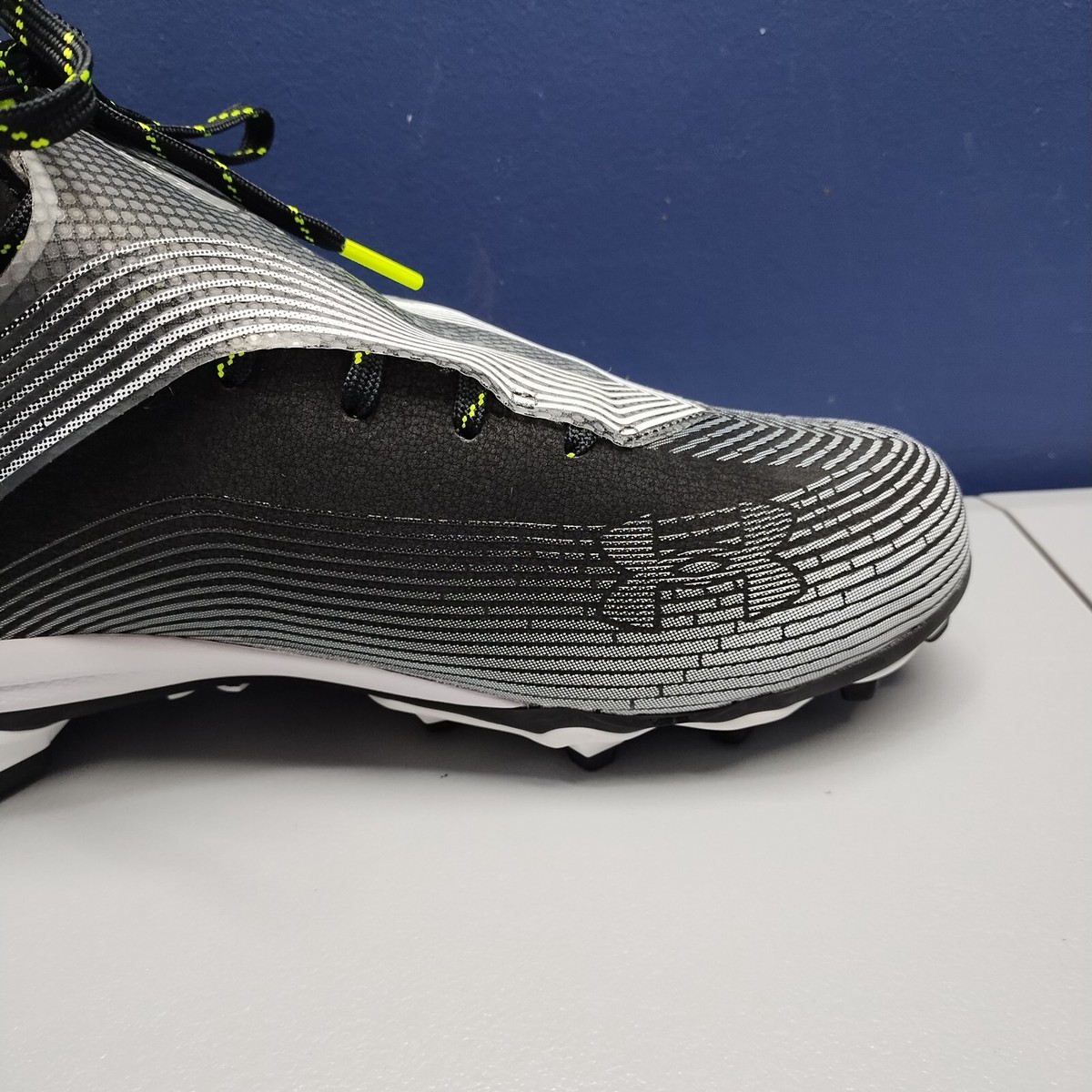 Under Armour UA Highlight Hammer MC Football Cleats Mens 