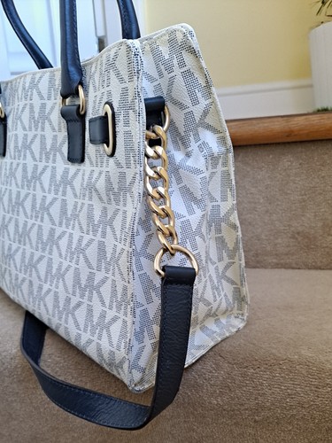 Michael Kors Hamilton Large Signature Vanilla Navy Crossbody Tote Bag In VGC - Picture 5 of 17