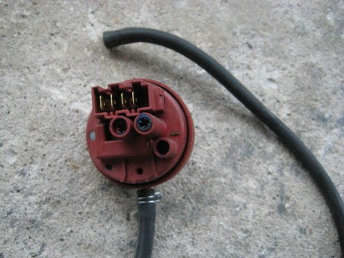 Hotpoint Aquarius WF541P Waschmaschine Druckschalter