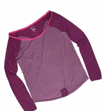 Nike Dri Fit Womens Small Activewear Long Sleeve Top 