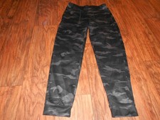 Athleta Girl girls pants size XL large 14 MINT cond Printed Powervita Jogger