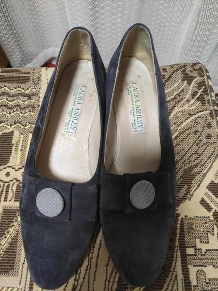 Women Laura Ashley Heels Navy Suede 39