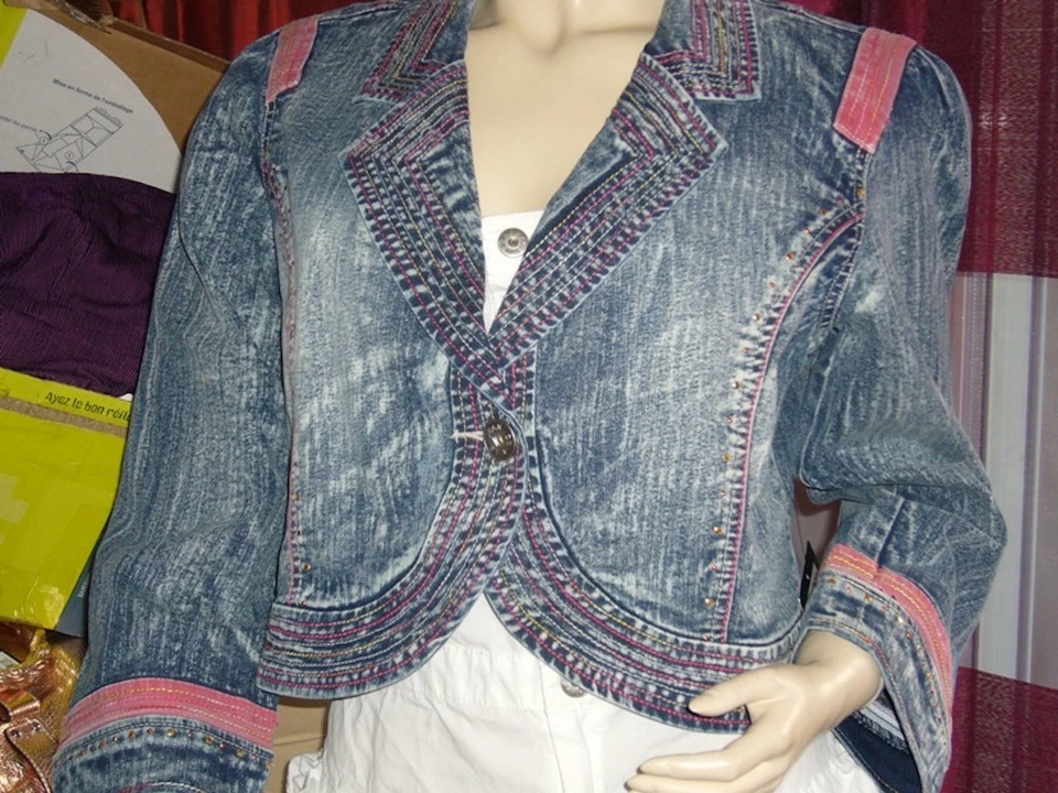 MARITHE+FRANCOIS GIRBAUD : veste brodée mod. « FRANCESCA » étiquetée prix 389,90 - Photo 1/4