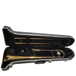 Yamaha YSL 354 Trombone with Mouthpiece and Original Case