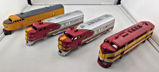 VTG Lot of 4 HO Scale boxcar Train Car Shells Only very nice conditon