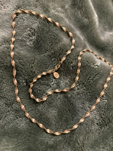 BELLEZZA Italy KA 1772 Rose Gold Tone Bronze Twisted Herringbone Chain Necklace - product listing photo