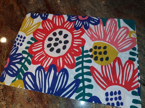 1 IKEA Sommaraster Cotton Floral Pillowcase 29x20" - Picture 2 of 7