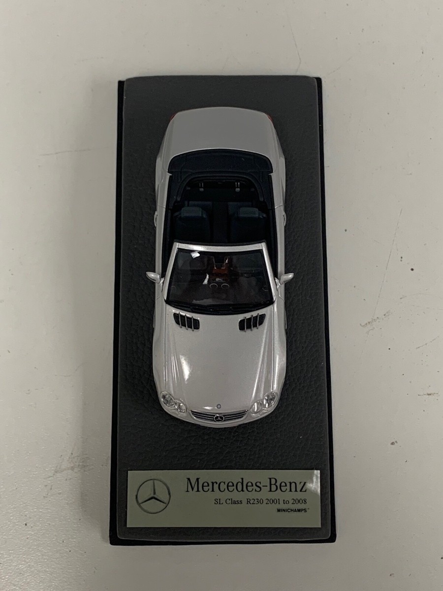 MINICHAMPS メルセデス・ベンツ SLクラス 2001 1/43 Minichamps Mercedes SL Class R230 2001 in Silver on Leather