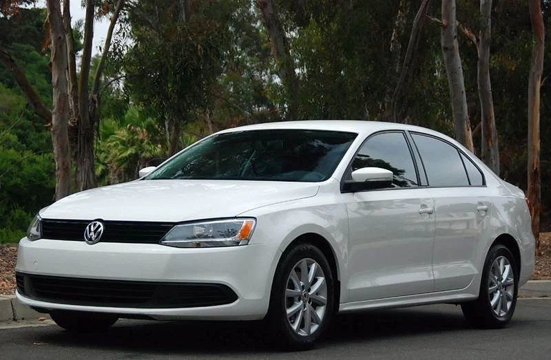 Par de 2 piezas de parachoques delantero VOLKSWAGEN JETTA 2011-2014 negro rejilla superior e inferior NUEVO Foto 2 de 2