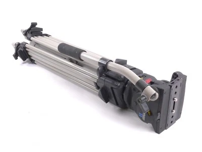 Chân máy nhôm Vinten Vision 11 Fluid Head 100mm màu đen kèm bộ rải đất - Hình ảnh 8 trong 10