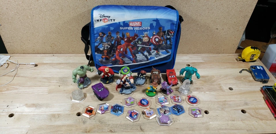 Disney Infinity Marvel Super Heroes Correa para el Hombro Estuche de Transporte Bolso de Mano con Figura Foto 2 de 4