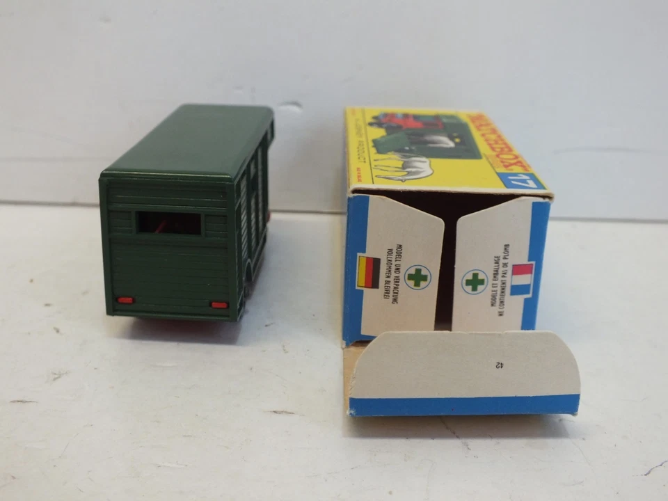 LESNEY MATCHBOX NO17 HORSEBOX TRUCK EXCELLENT BOXED (L529) - Image 4 of 4