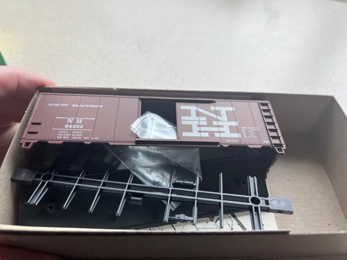 New England Modelos #1511 HO New Haven NH 34422 40’ Caja Coche Bloque Blanco NIOB | Condition: New