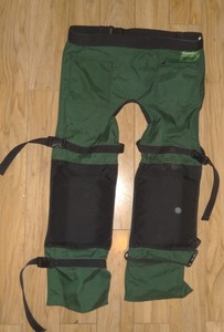Muscle & Arm Farm GreenJeans farm and garden chaps Built in Knee Pads, SZ. ML