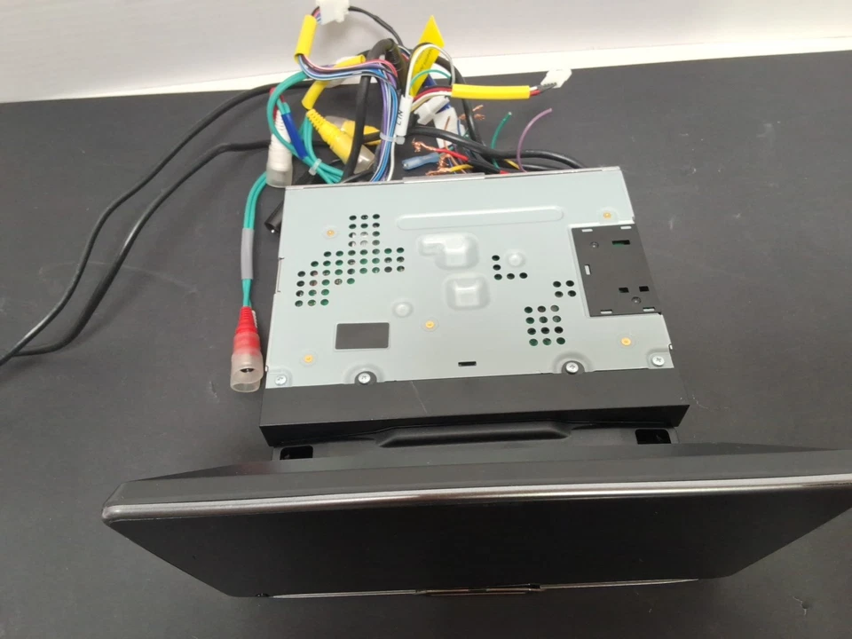 Alpine iLX-F509 9" 1 DIN Audio & Visual Navigation System - TESTED - GOOD SCREEN - Image 3 of 4