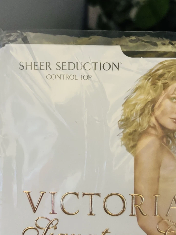 Victoria's Secret Signature Gold Sheer Seduction Control Top Almost Black Size L - Image 3 of 4