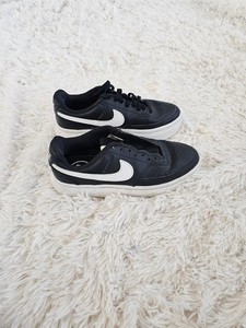 Nike Court Vision Low Women's Sneakers Black/White, Size 7.5