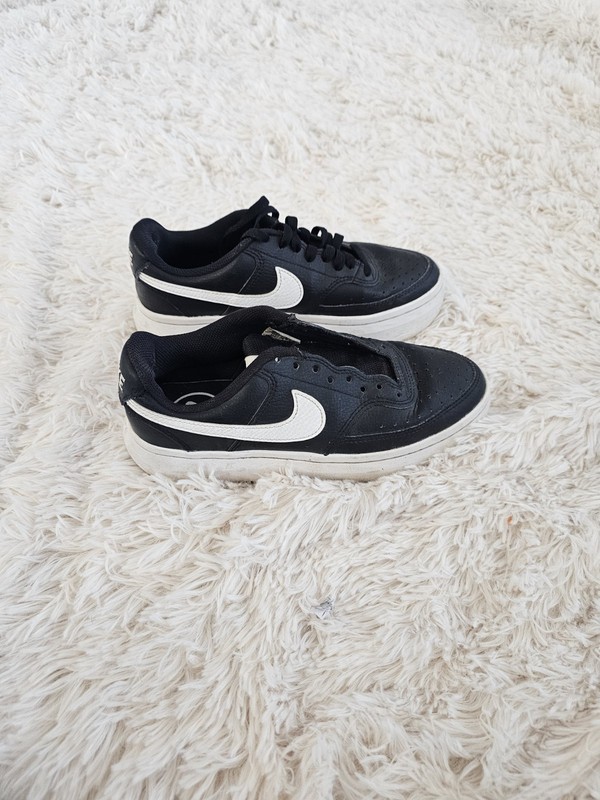 Nike Court Vision Low Women's Sneakers Black/White, Size 7.5