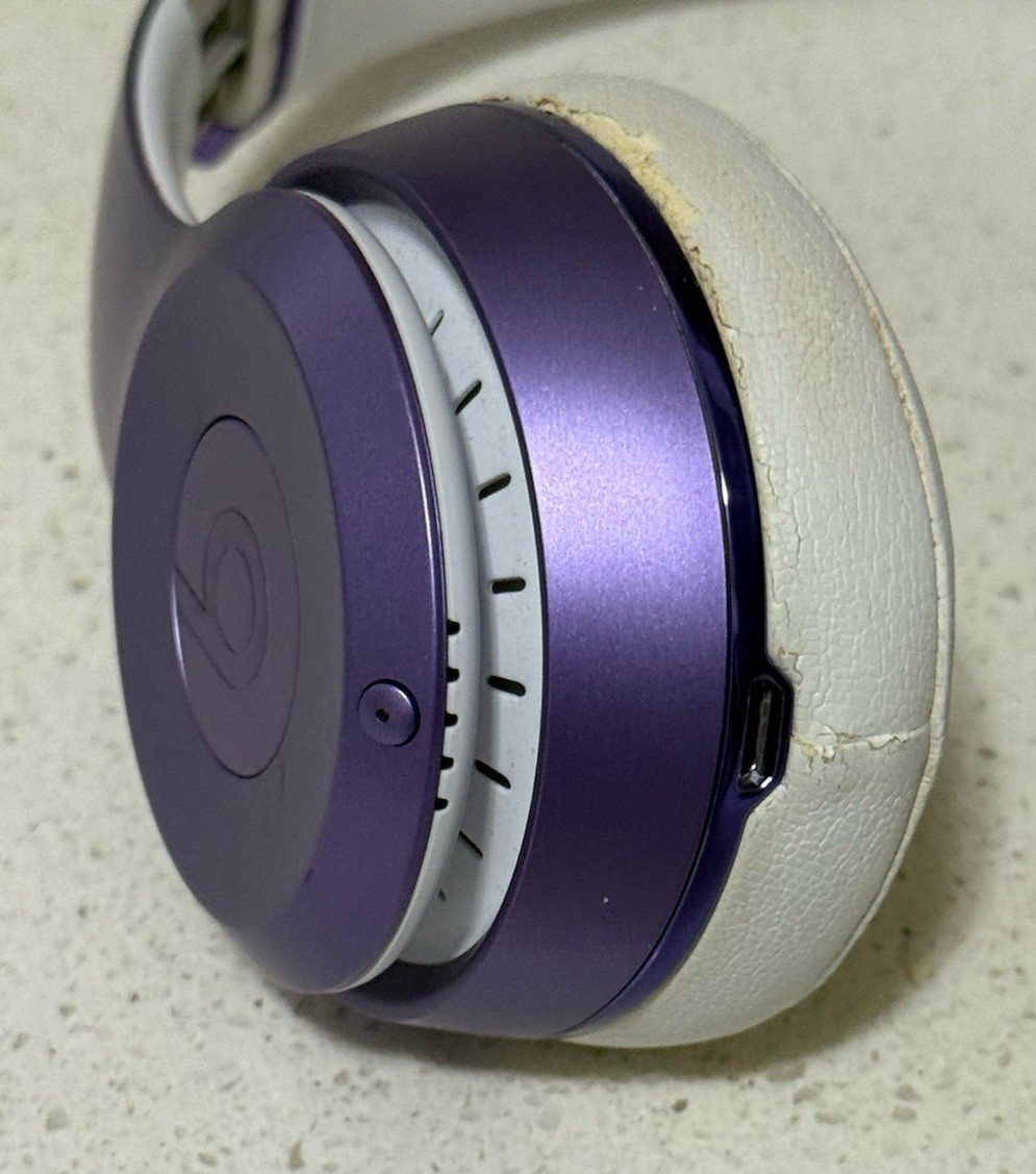 Beats Solo3 Wireless On-Ear Headphones - Ultra Violet for