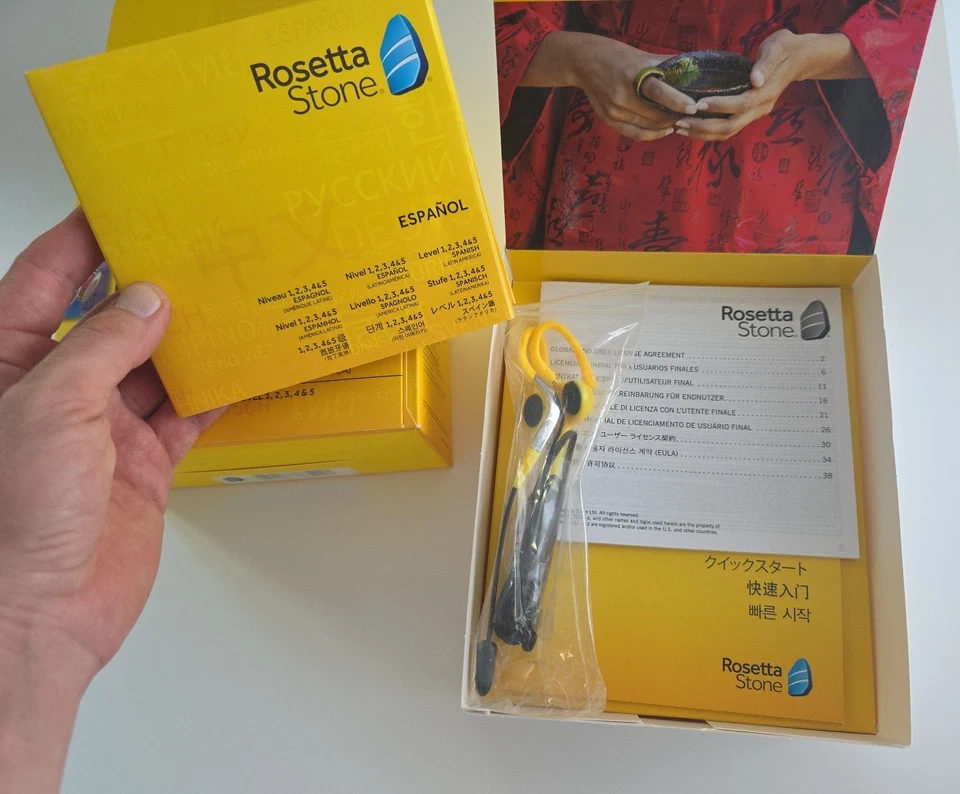 Rosetta Stone Spanish (Latin America) Level 1-5 Set - Image 3 of 4