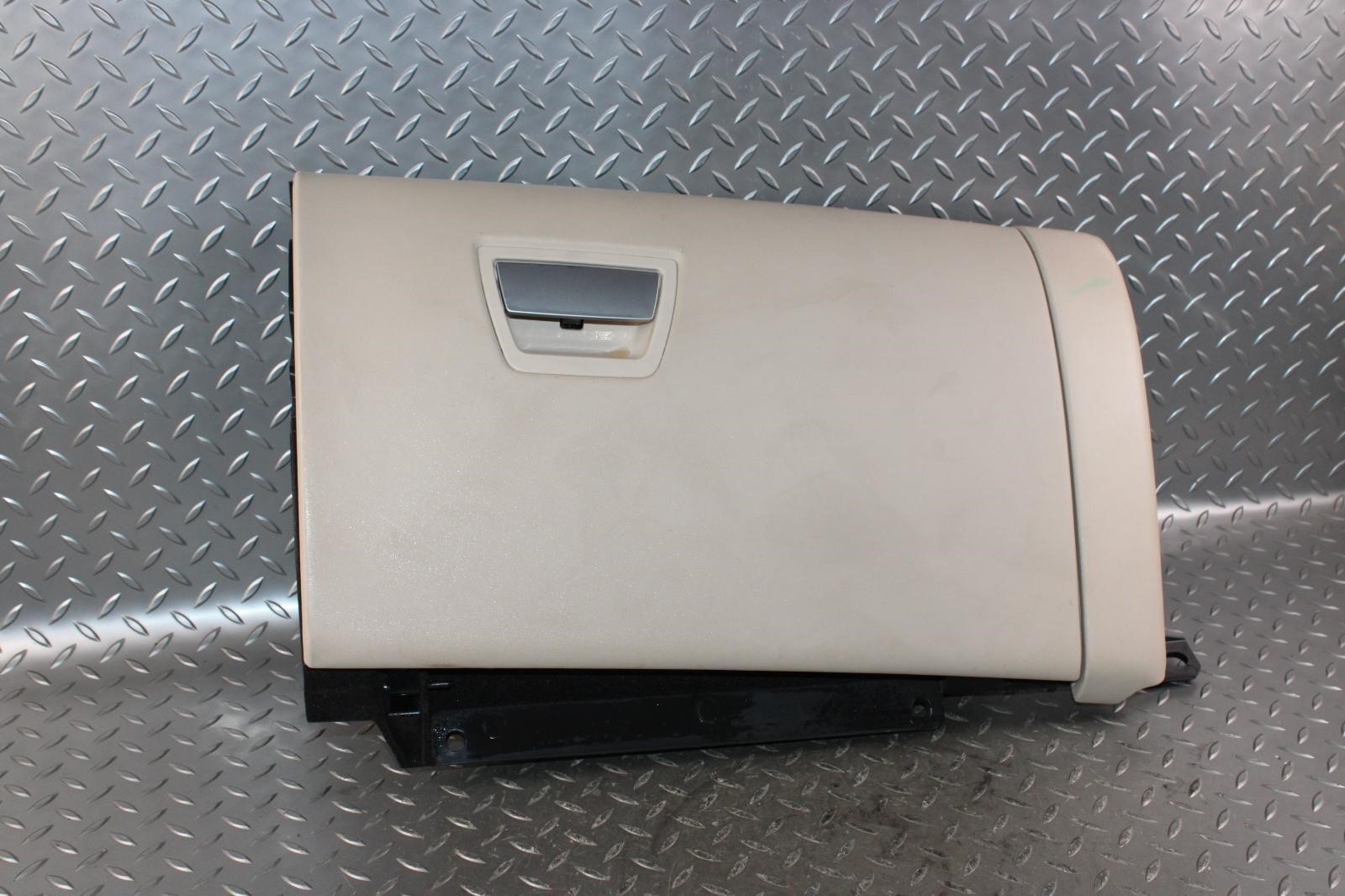 Maserati Ghibli 2014-2022 Glove box
