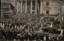 Cortege Historique Brussels Belgium vintage UDB postcard o798