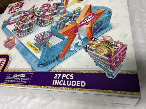 Mini Brands Series Mini Mart SUPER RARE TOY SHOP WALMART EXCLUSIVE 5 Rare Toys - Picture 8 of 9