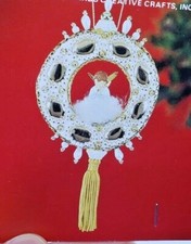 LeeWards SILENT MOMENT Angel Wreath Sequin Bead Christmas Ornament Kit Vintage