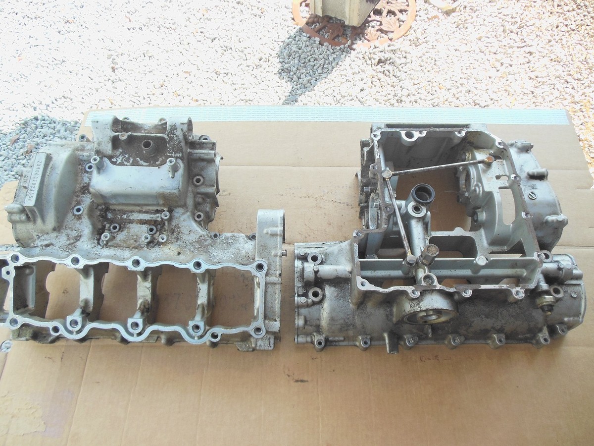 98 99-03 1998 KAWASAKI ZX900 ZX9R NINJA OEM CRANKCASE CASES ENGINE
