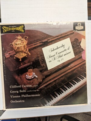 33 LP  Clifford Curzon, Georg Solti: ~Tchaikovsky Piano Concerto No 1~ (NM-)