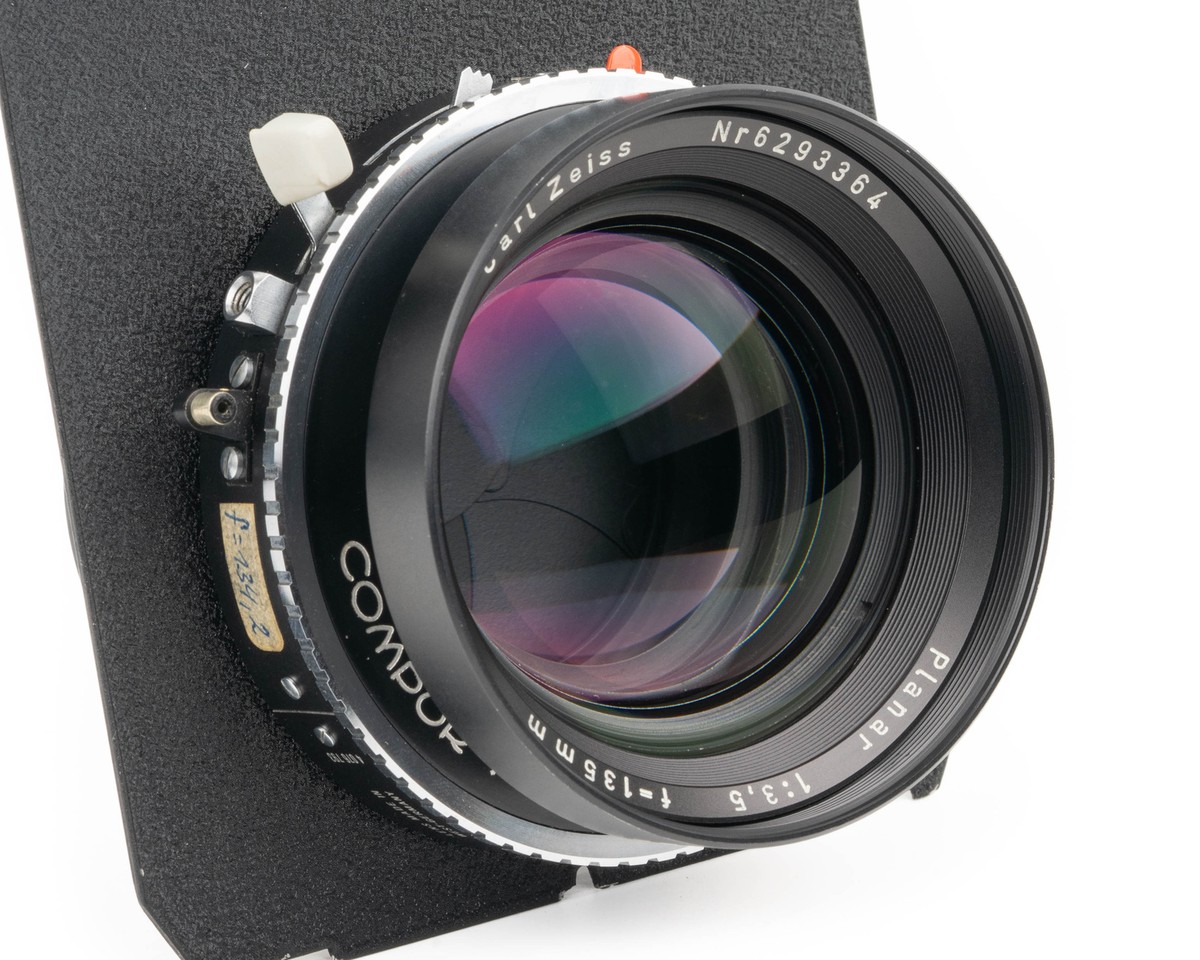 Ex++ Carl Zeiss Planar 135mm f/3.5 T* Compur 1 Large Format Ex++ Carl Zeiss Planar 135mm f/3.5 T* Compur 1 Large Format