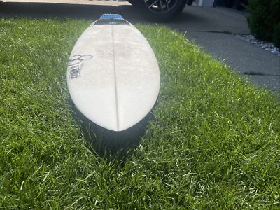al merrick surfboard 5'11 Fcs2 Fins | eBay