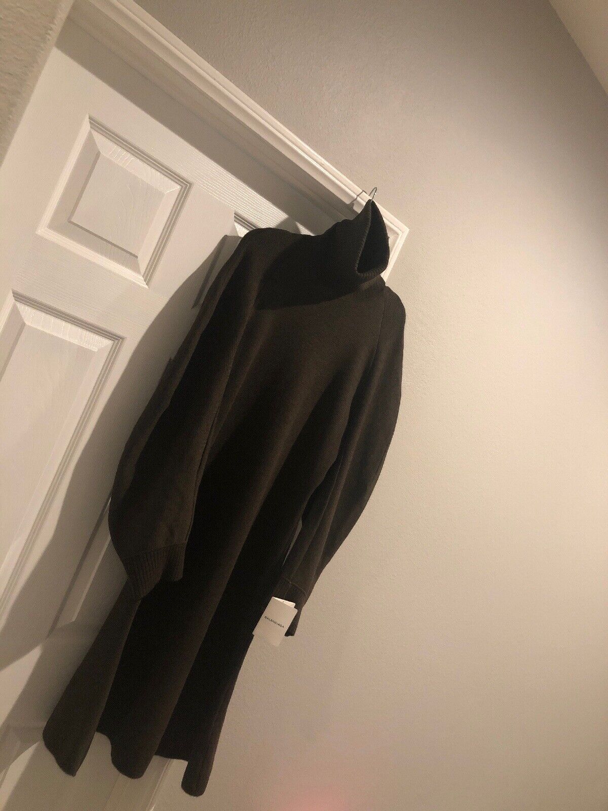 Picture 6 of 12