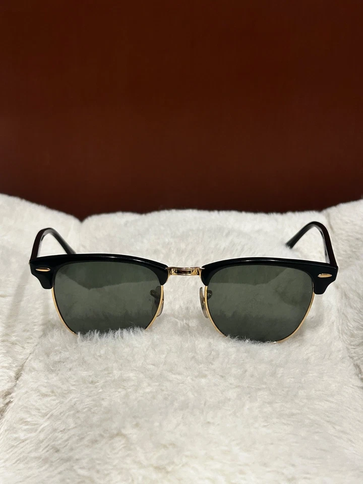 Gafas de sol Ray-Ban negras y doradas RB3016 Clubmaster W0366 marcos solo 49-21-1 usadas Foto 2 de 4