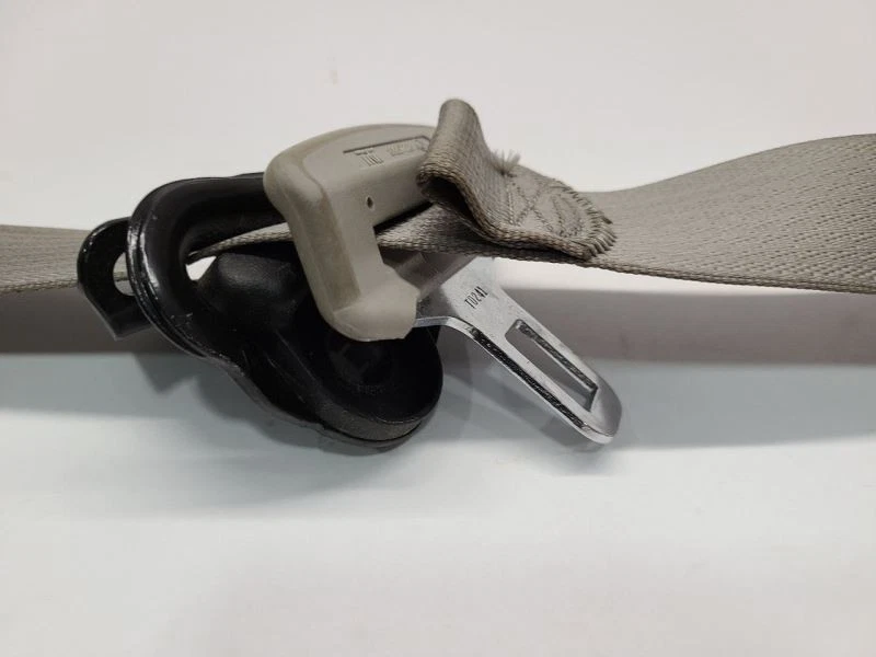2007-2014 CHEVROLET SILVERADO 1500 RIGHT RH REAR RETRACTOR GRAY Foto 3 de 4