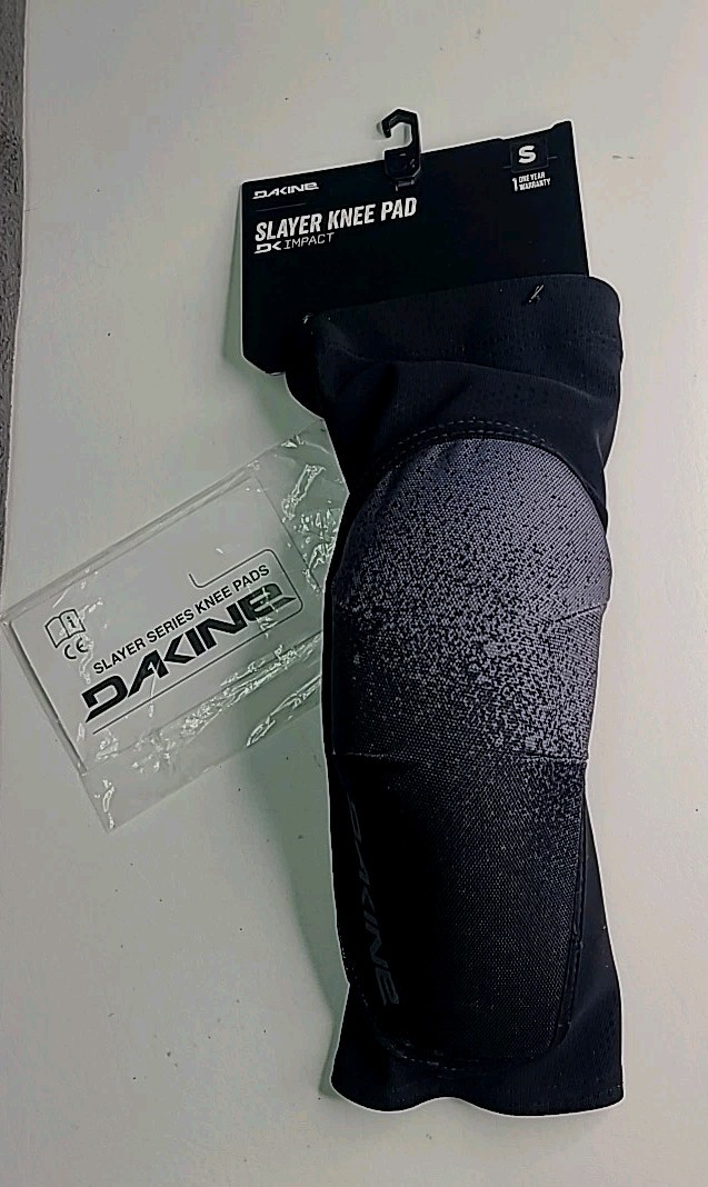 Dakine Slayer Knee Pads Black Small NEW Impact Unisex Cyclin