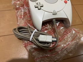 SEGA DreamCast Console (HKT-3000) & Controller with 2 games and BOX and Manual