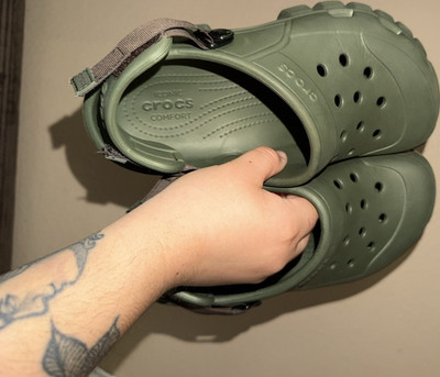 Crocs Off Road Sport Green Slip-On Clogs Heel Strap Unisex Adults US 7 women 